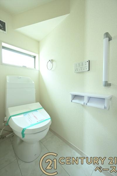 リーブルガーデン三里１号棟／新築一戸建