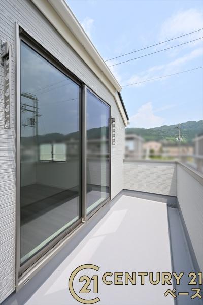 リーブルガーデン三里１号棟／新築一戸建
