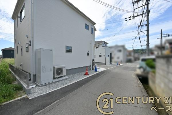 リーブルガーデン三里２号棟／新築一戸建