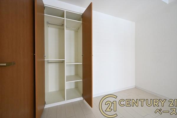 東急ドエル大和八木アネックスA棟(収納)