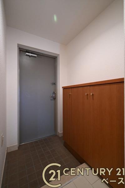 東急ドエル大和八木アネックスA棟(玄関)