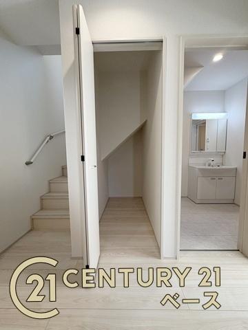 柏原市大正3丁目/新築一戸建(収納)