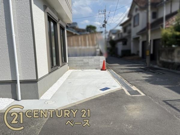 柏原市大正3丁目/新築一戸建(駐車場)