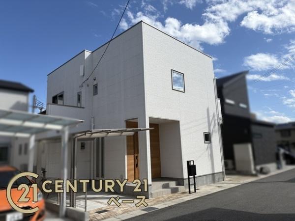 大和高田市中今里町　一戸建
