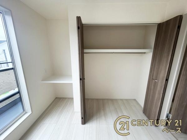 奈良市杏町1号棟/新築一戸建(収納)