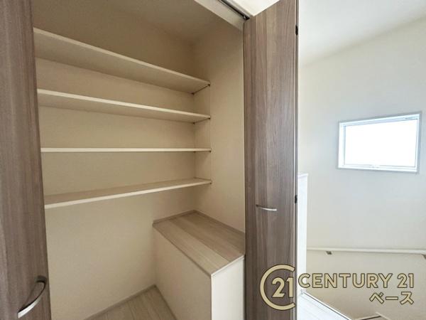 奈良市杏町1号棟/新築一戸建(収納)