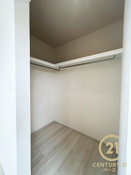 奈良市杏町2号棟/新築一戸建(収納)