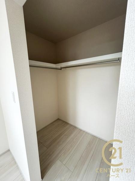 奈良市杏町2号棟/新築一戸建(収納)