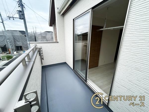 奈良市杏町2号棟/新築一戸建(バルコニー)