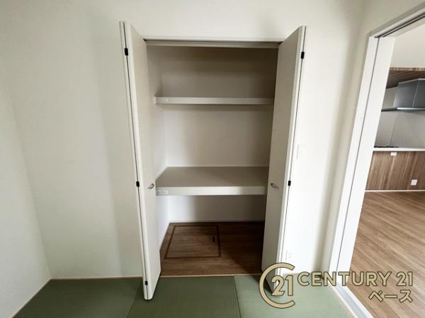 奈良市杏町3号棟/新築一戸建(収納)