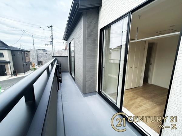奈良市杏町3号棟/新築一戸建(バルコニー)
