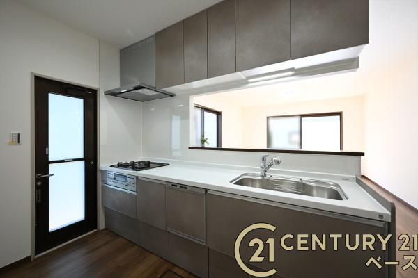 香芝市西真美１丁目　一戸建