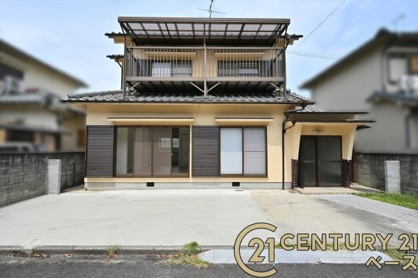 葛城市北花内の中古一戸建て