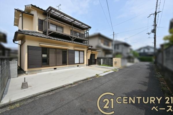 葛城市北花内の中古一戸建て
