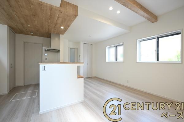 橿原市菖蒲町１丁目／新築一戸建
