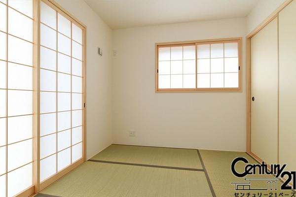 ファーストタウン鳥見町３号棟／新築一戸建