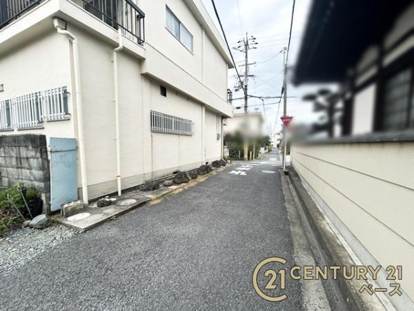 橿原市内膳町2丁目の土地(前面道路含む現地写真)