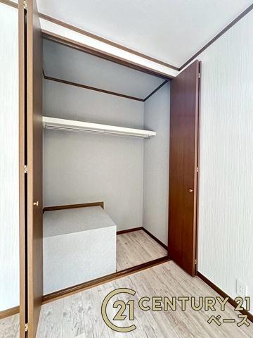 生駒市有里町の中古一戸建て(収納)