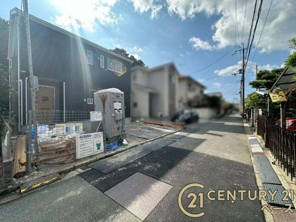 クレイドルガーデン北今市/新築一戸建(前面道路含む現地写真)