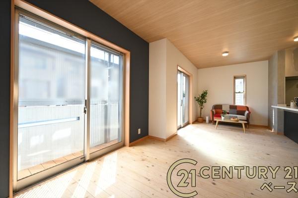 桜井市大字浅古の中古一戸建て(リビング)