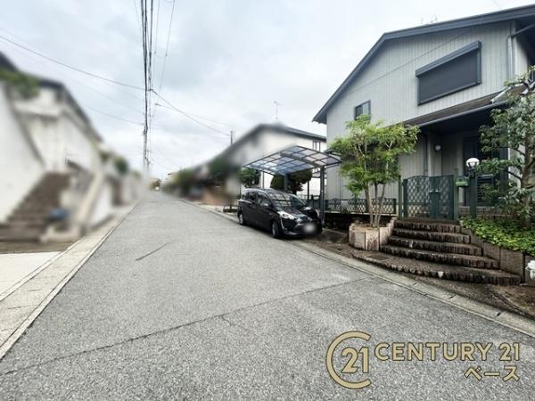 香芝市旭ケ丘４丁目　一戸建