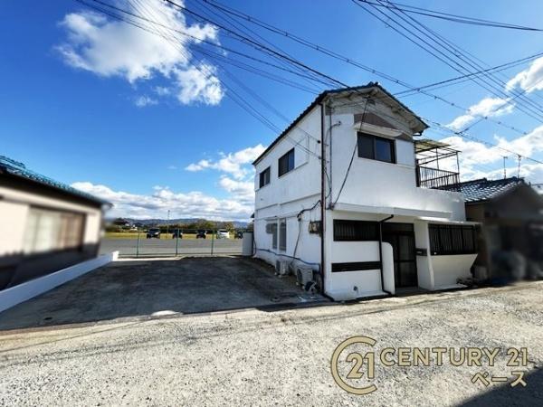 北葛城郡広陵町弁財天　一戸建