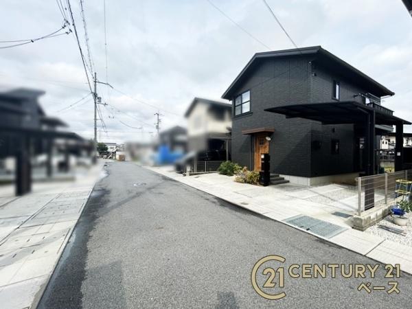 葛城市尺土　一戸建