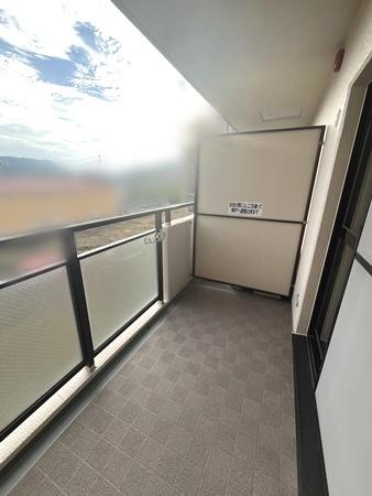 ローレルコート王寺