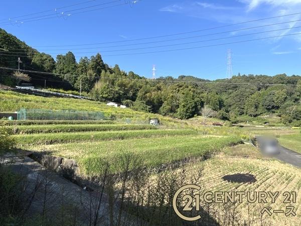 奈良市下狭川町の中古一戸建て