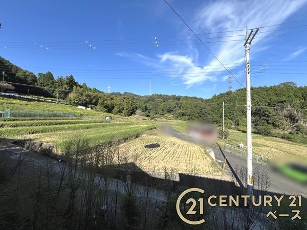 奈良市下狭川町の中古一戸建て