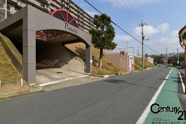 プレステアーバン西大和