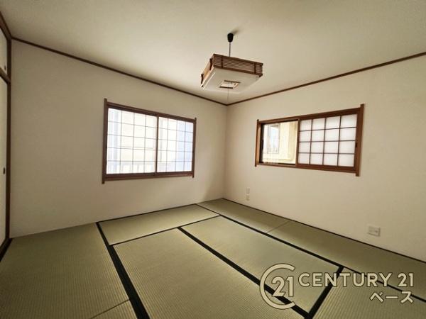 天理市二階堂上ノ庄町の中古一戸建て