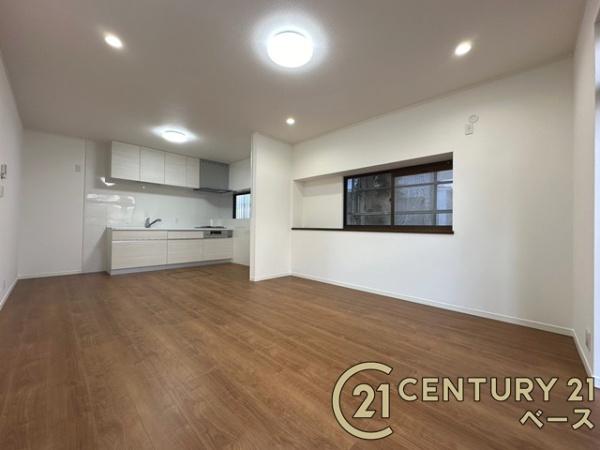 香芝市逢坂４丁目　一戸建