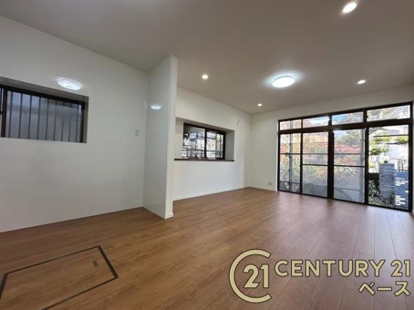 香芝市逢坂４丁目　一戸建