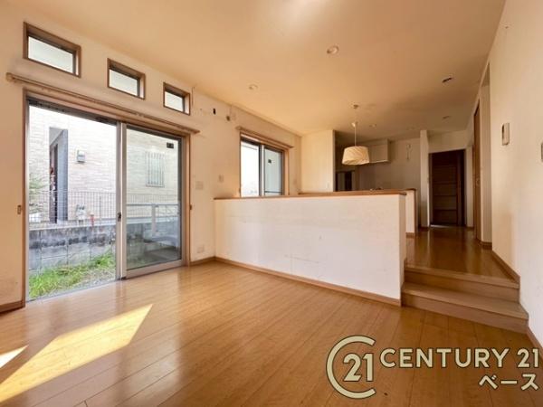 香芝市尼寺３丁目　一戸建