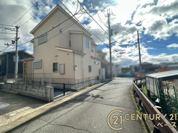 生駒郡斑鳩町龍田南３丁目の中古一戸建て