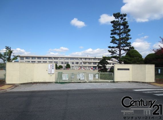 橿原市曽我町の土地(橿原市立真菅小学校)