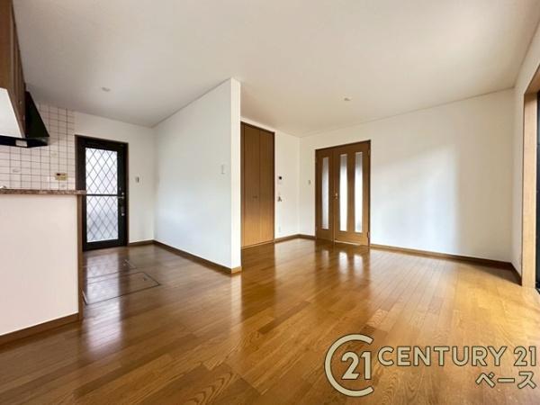 香芝市関屋　一戸建