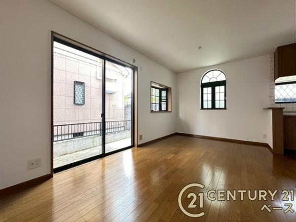 香芝市関屋　一戸建