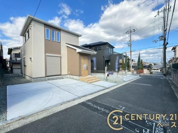ファーストタウン九条町１号棟／新築一戸建