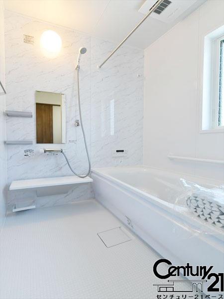 ファーストタウン九条町１号棟／新築一戸建