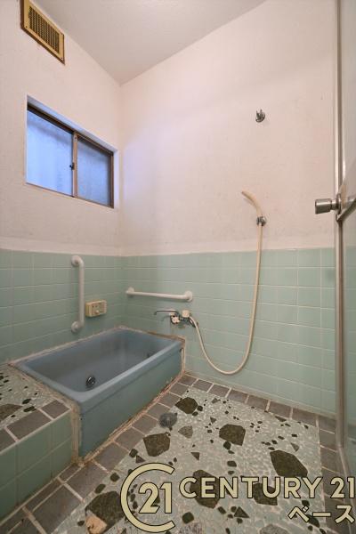 大和高田市大字出の中古一戸建て