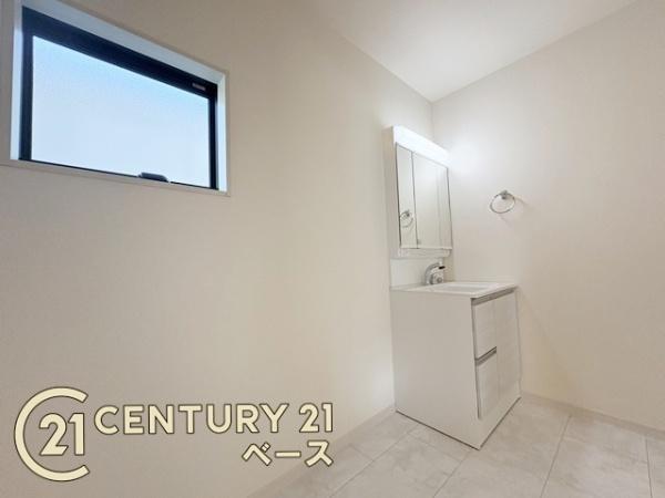 リーブルガーデン杏町３号棟／新築一戸建