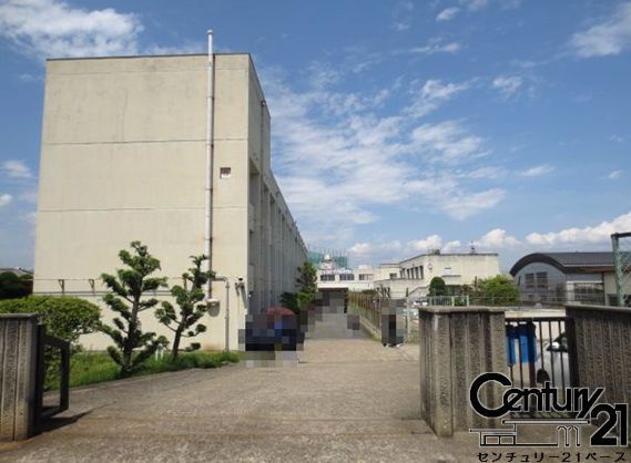 北葛城郡上牧町松里園３丁目の中古一戸建て(上牧町立上牧中学校)