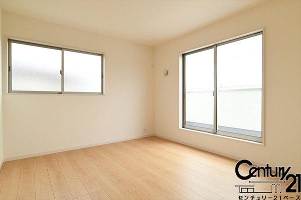 リナージュ宝来町２号棟／新築一戸建