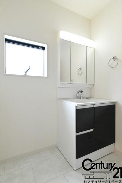 リーブルガーデン高畑町２号棟／新築一戸建