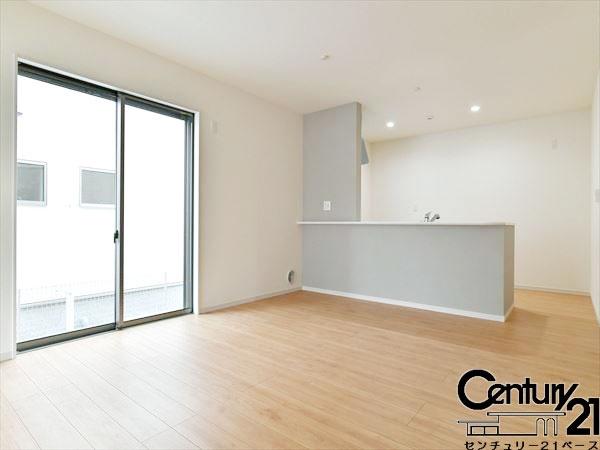 リーブルガーデン高畑町２号棟／新築一戸建