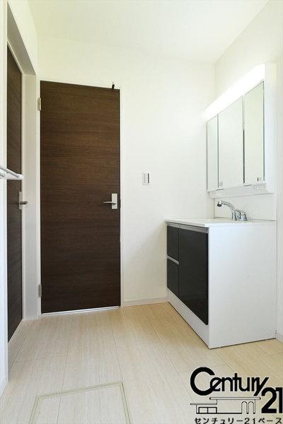 リーブルガーデン粟殿２号棟／新築一戸建