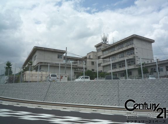 生駒郡三郷町勢野東２丁目の土地(三郷町立三郷北小学校)