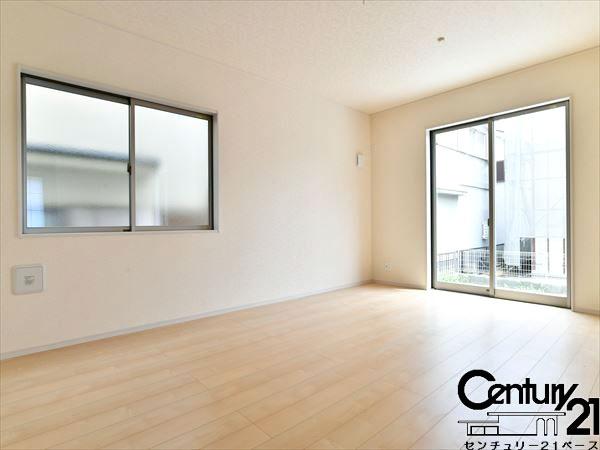 クレイドルガーデン大久保町１号棟／新築一戸建